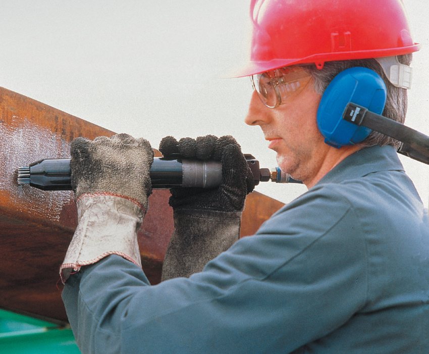 Những quyền lợi khi mua súng gõ rỉ tại DBK Việt Nam