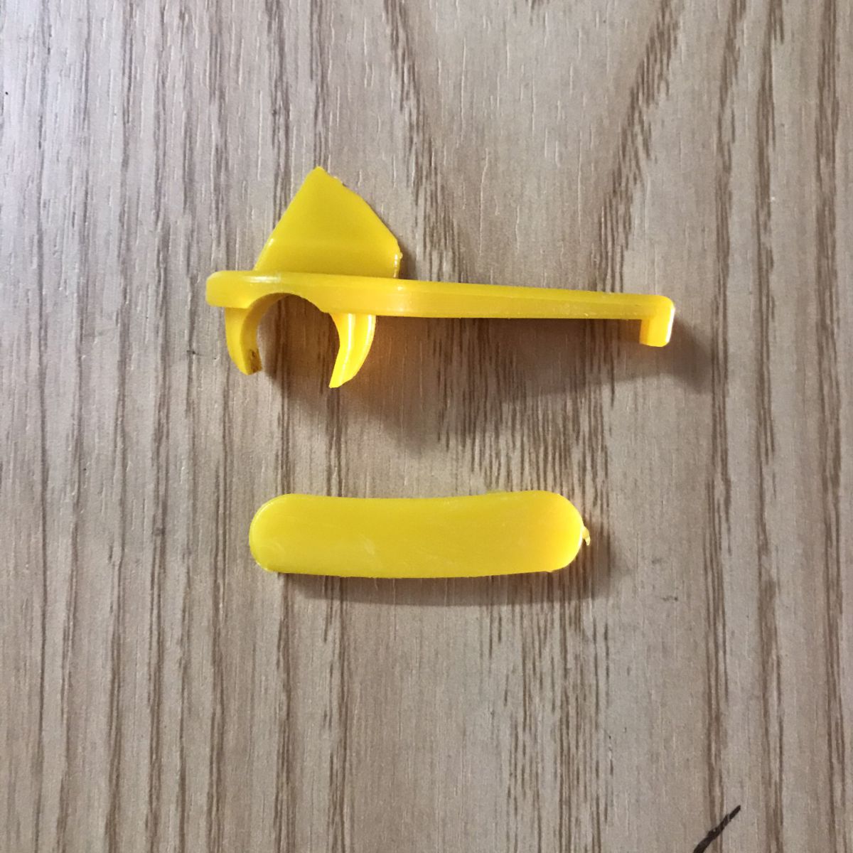 Ốp nhựa mỏ vịt 1