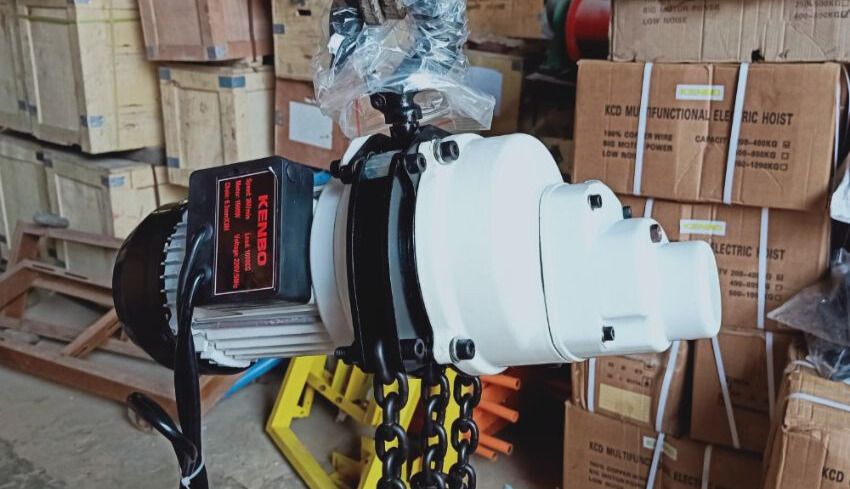 Pa lăng xích điện 500kg 3m DBK CH500 3