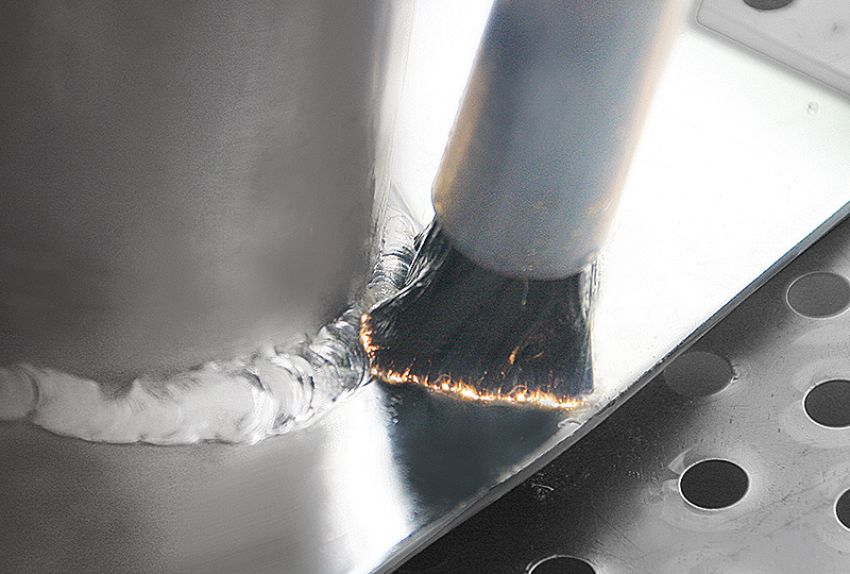 Phân loại máy tẩy mối hàn Inox trên thị trường hiện nay