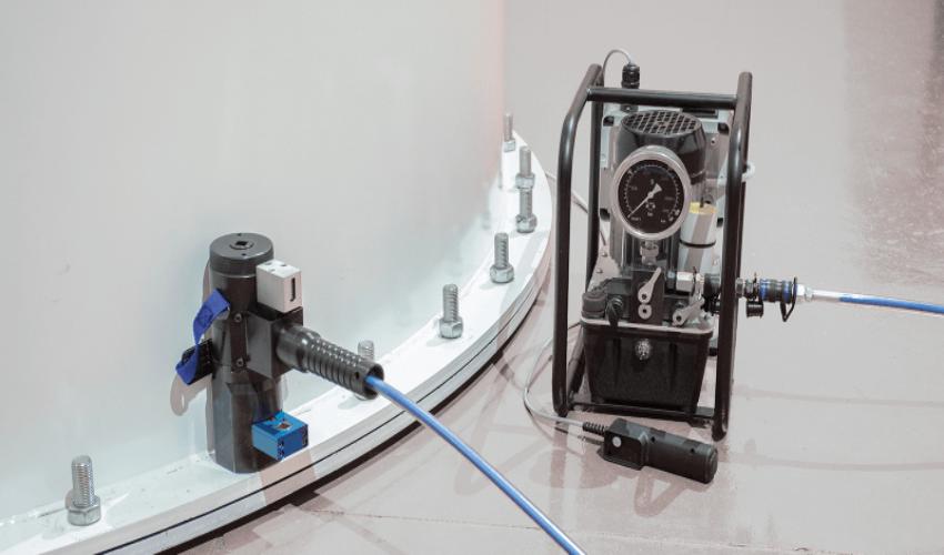 Phụ kiện đi kèm cần thiết khi sử dụng căng bu lông thủy lực