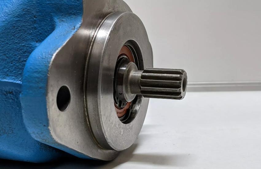 Bơm piston thủy lực PVQ10, công suất 10kW, lưu lượng 20m³/h