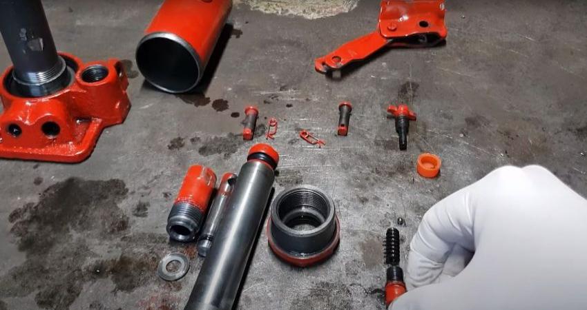 Cách thay dầu cho kích thủy lực 7