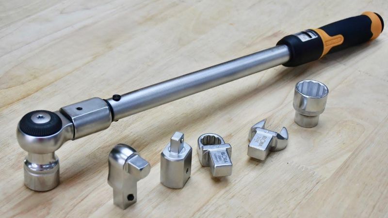 Cờ lê lực bãi 1