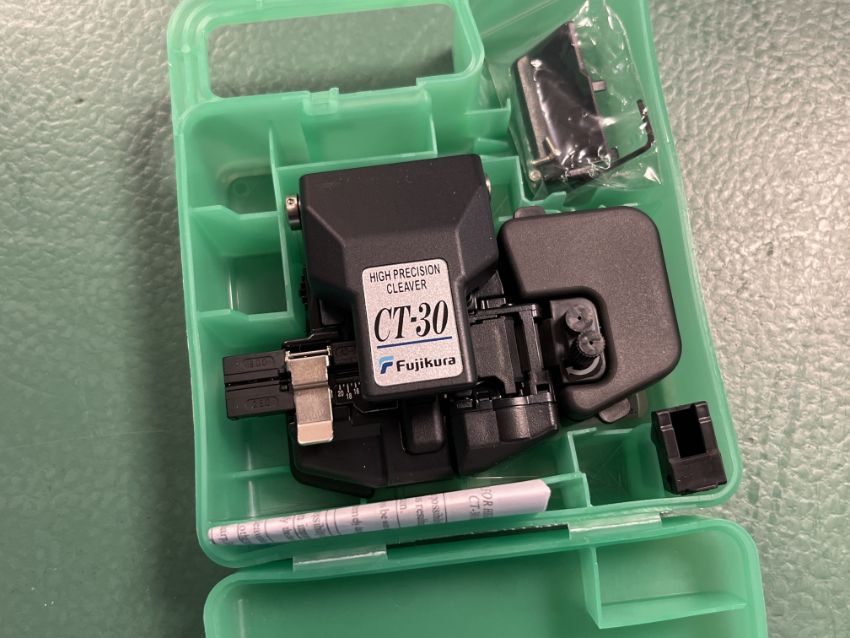 Dao cắt sợi quang Fujikura CT-30