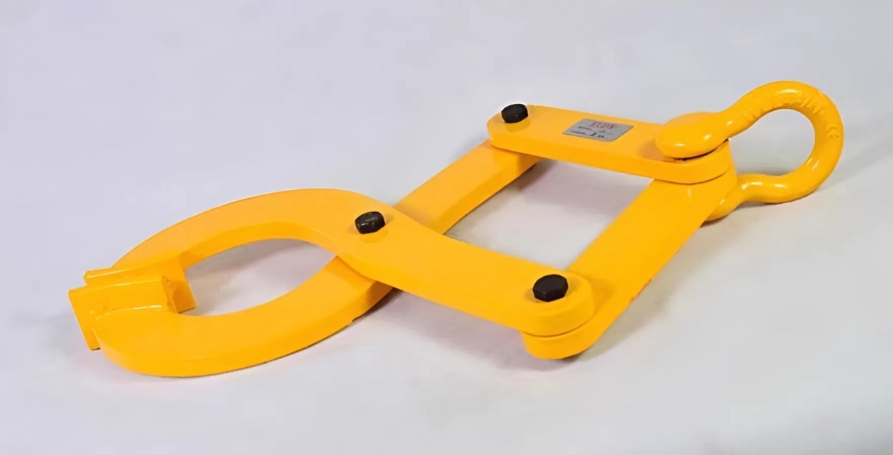 Cơ chế cẩu xoay 360 độ giúp thao tác linh hoạt trong không gian hẹp