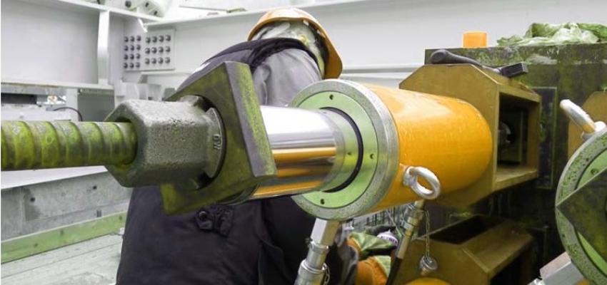 Kích thủy lực rỗng tâm 1 chiều 5