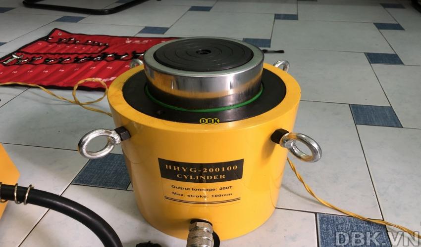 Kích thủy lực 50 tấn 2