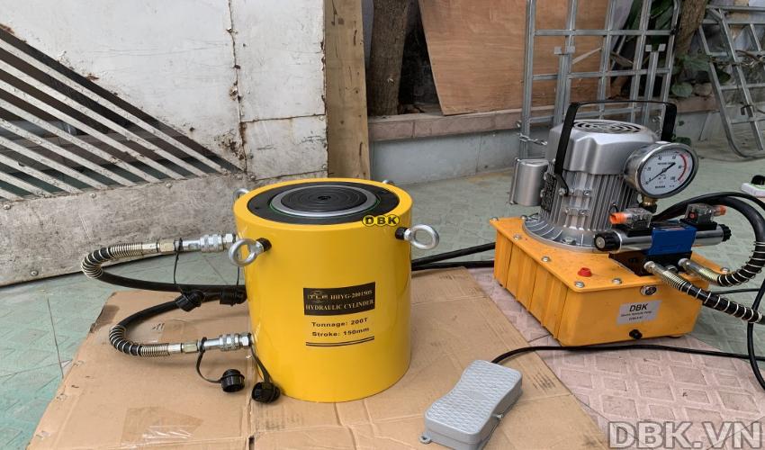 Kích thủy lực 50 tấn 3