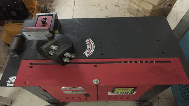 Máy bẻ đai sắt thép 9