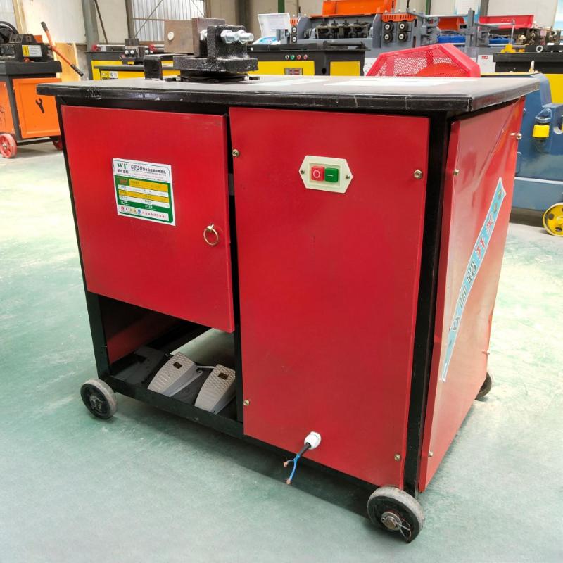 Máy bẻ đai sắt thép GF25 1