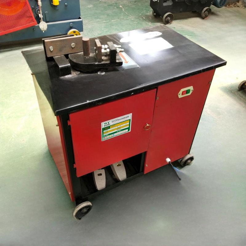 Máy bẻ đai sắt thép GF25 3