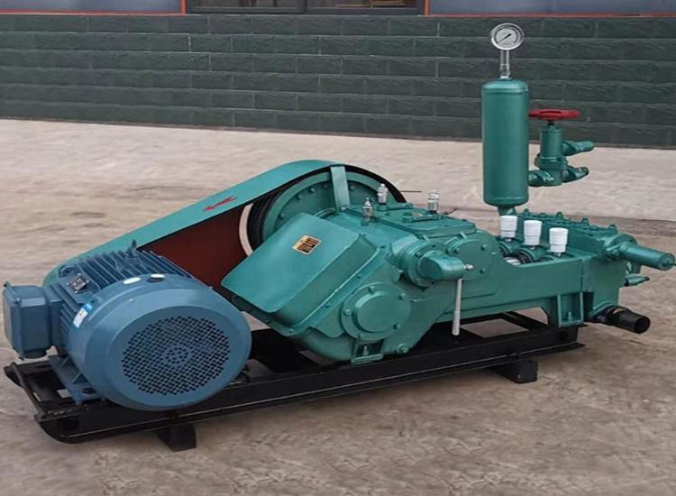 Máy bơm vữa BW320 2