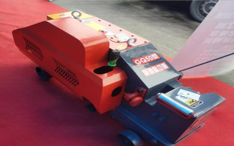 Máy cắt sắt thép GQ50 4