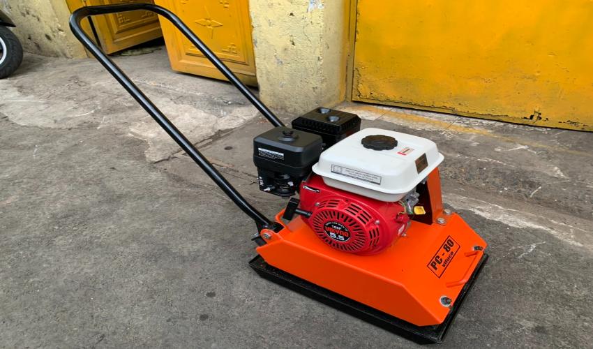 Máy đầm cóc 70kg 3