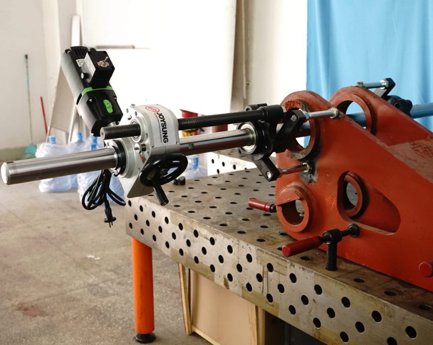 Thiết kế linh hoạt của máy doa lỗ di động TDG50