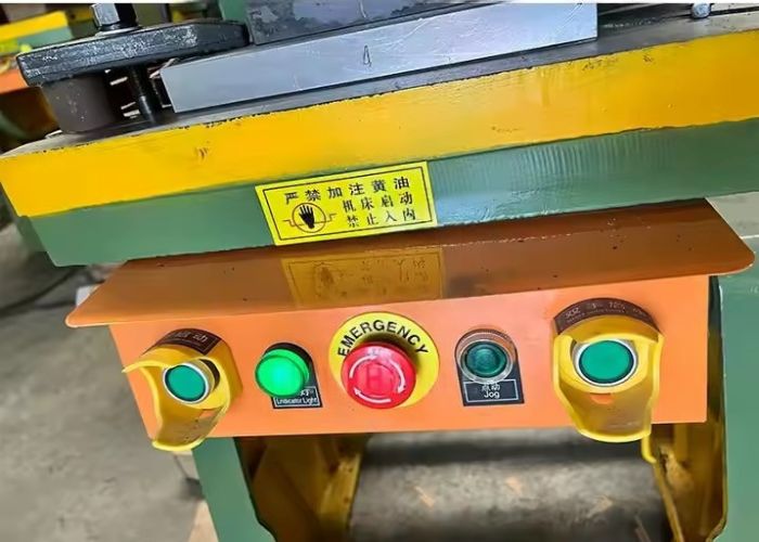 Máy đột dập 40 tấn JB23-40T 3