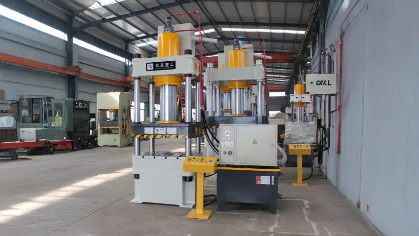 Ưu điểm kỹ thuật của máy ép kiện thuỷ lực 4 trụ YQ32-100A