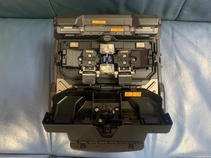 Ưu điểm máy hàn cáp quang Fujikura 45S 3