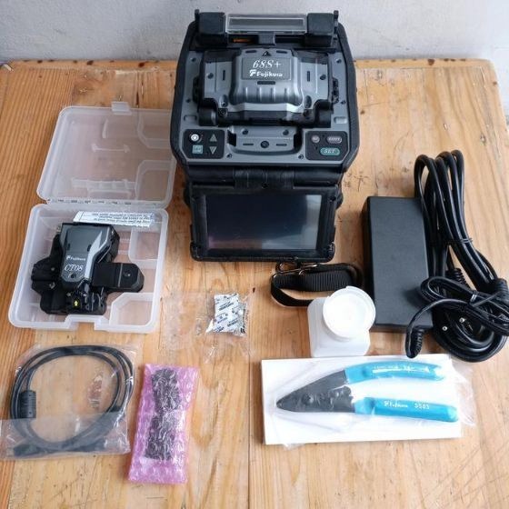 Máy hàn cáp quang Fujikura 68S/68S+ chính hãng