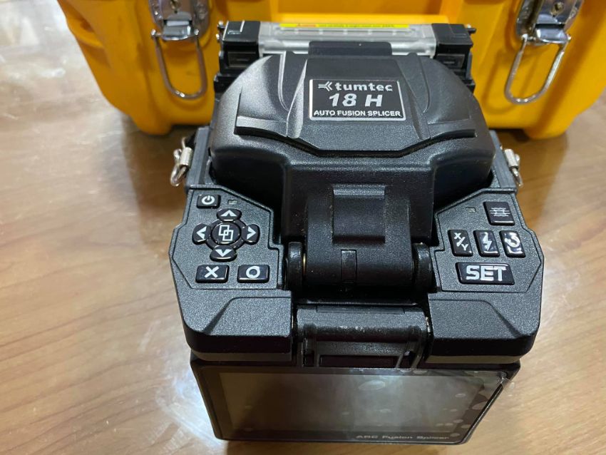 Những tính năng nổi trội của máy hàn cáp quang Tumtec FST-18H 1