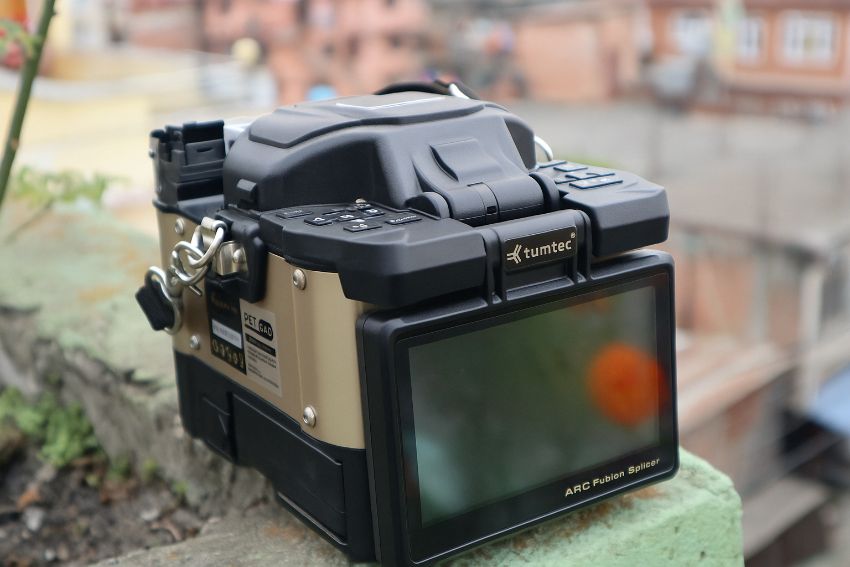 Máy hàn cáp quang Tumtec FST-18H chính hãng giá rẻ