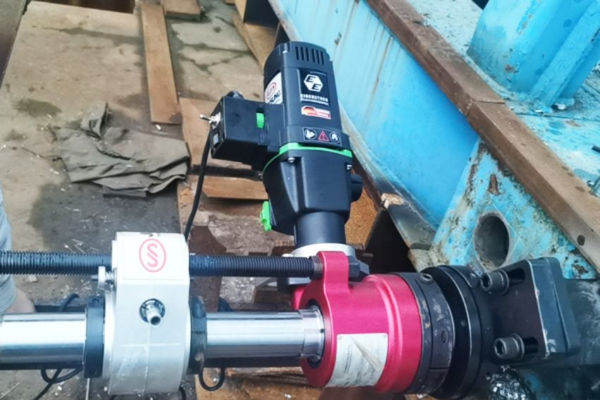 Máy hàn doa lỗ di động TDG50IMP 2