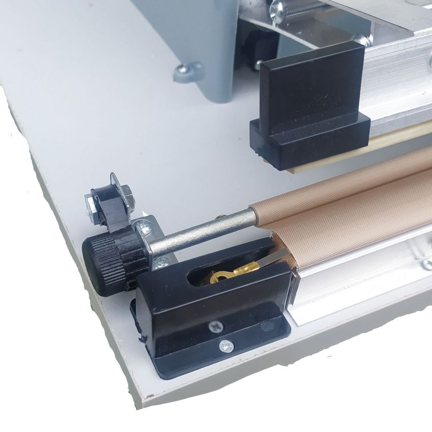 Ưu điểm đặc biệt của máy hàn túi đạp chân FRP-400 1