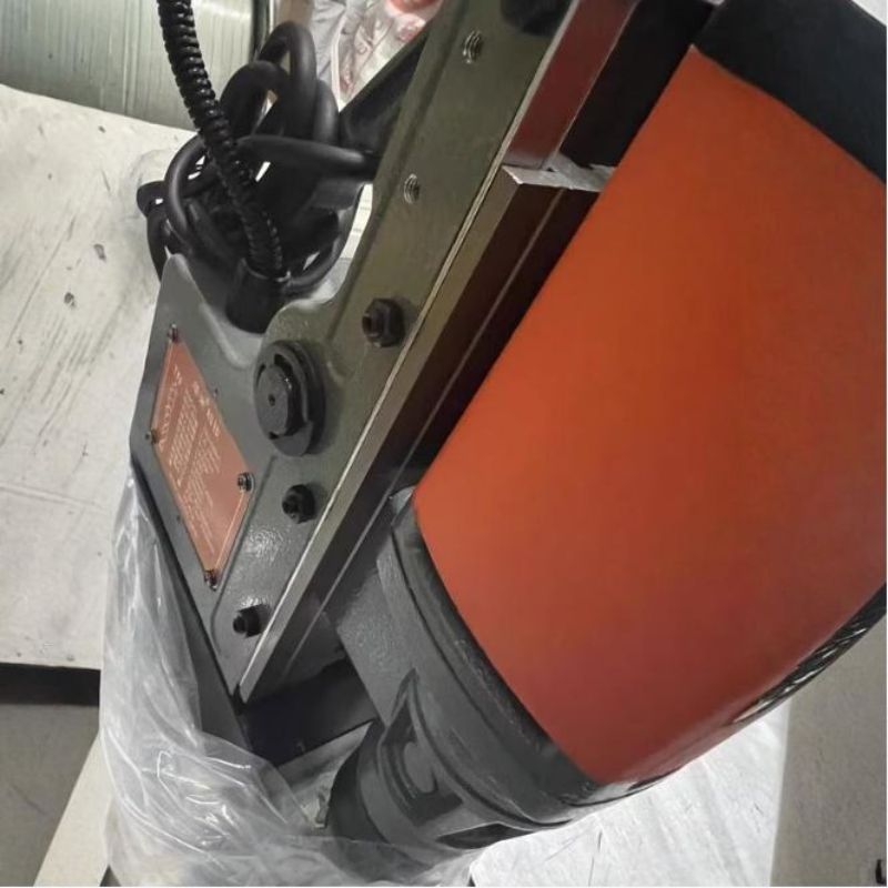 Máy khoan từ 2010W 18mm DBK TN-18REC (có taro, đảo chiều) 3