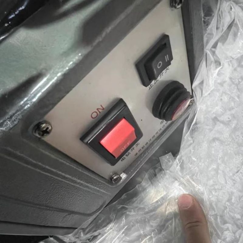 Máy khoan từ 2010W 18mm DBK TN-18REC (có taro, đảo chiều) 5