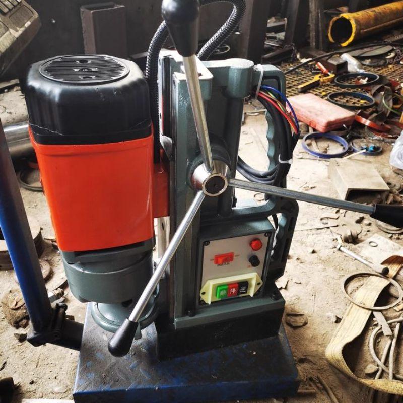 Máy khoan từ đa năng kết hợp taro DBK TN-66RE (66mm, 33800W)