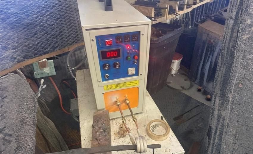 Máy nung cao tần DBK TD-25 (25kW, 380V)