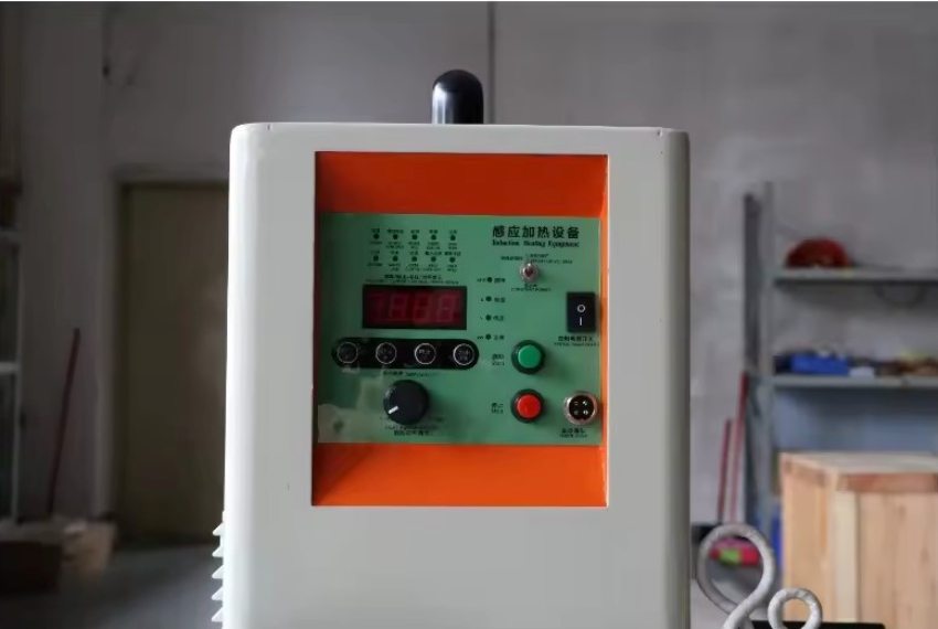 Máy nung cao tần mini 6kW HCGP-06 3