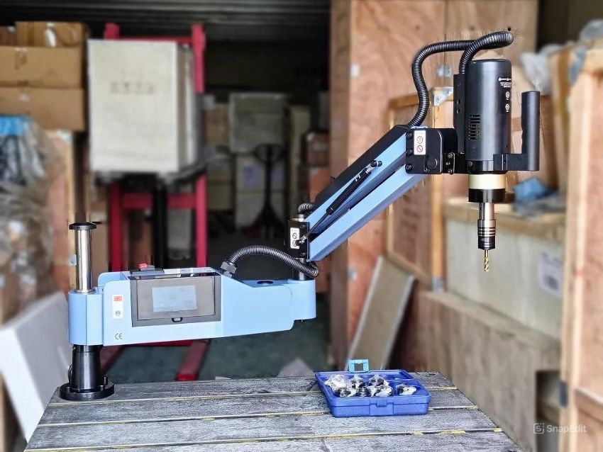 Máy taro cần điện servo DBK ETM-16-1100 1