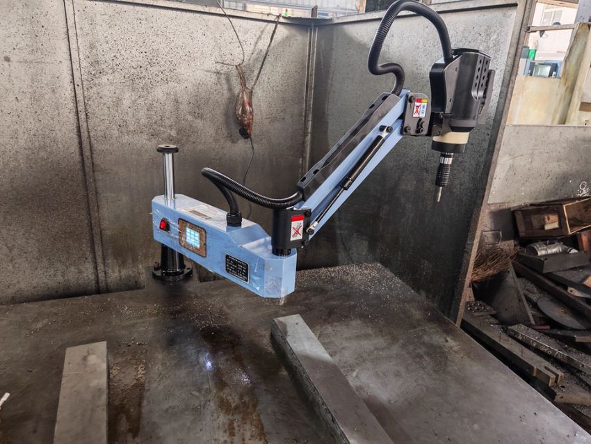 Tổng quan máy taro cần điện DBK-M10 (1000W)