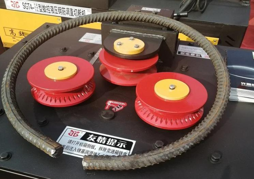 Máy uốn đai sắt tròn GWH32 4