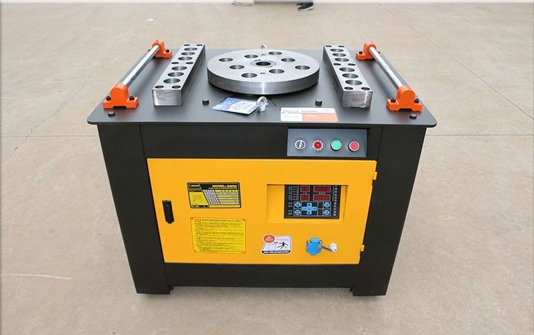 Máy uốn sắt thép GW50 0