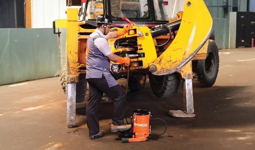 Một số sự cố thường gặp trên máy bơm mỡ bằng chân và cách khắc phục