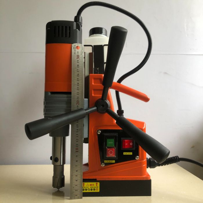 Máy khoan từ tự động 2510W 50mm DBK TR-50REC