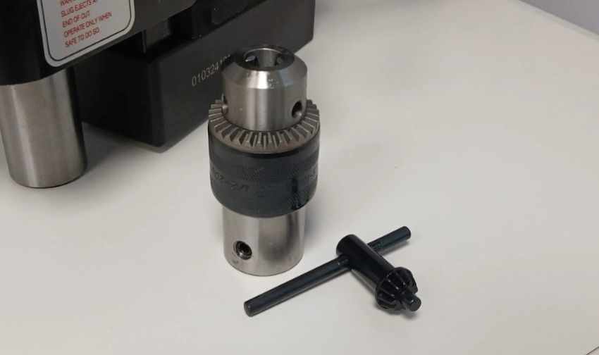 Tiêu chuẩn mũi khoan từ và ảnh hưởng đến hiệu suất gia công kim loại