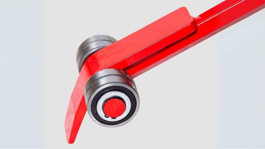 Xà beng nâng có bánh xe 5 tấn