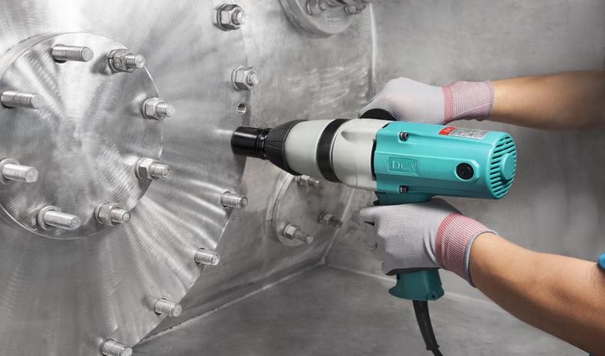 Máy vặn vít bằng khí nén