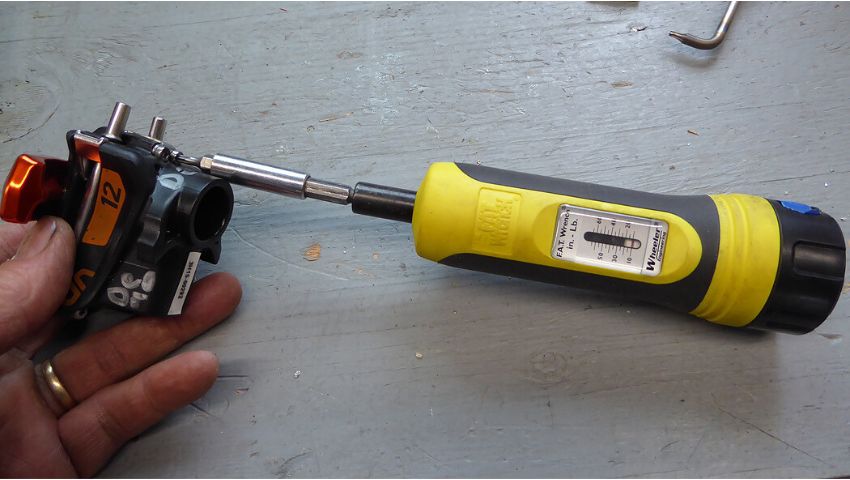 Các yếu tố cần lưu ý khi lựa chọn tô vít lực