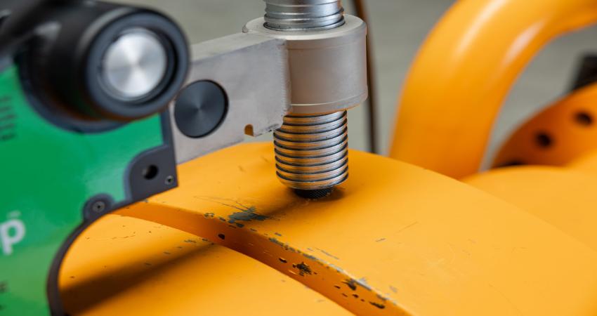 Tách mặt bích thủy lực RenQuip AT4K 2