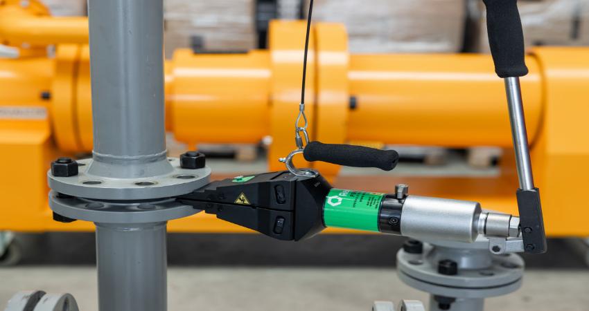 Tách mặt bích thủy lực RenQuip FSW17P 1