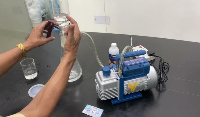 Tại sao nên thay bộ lọc gió định kỳ cho bơm chân không