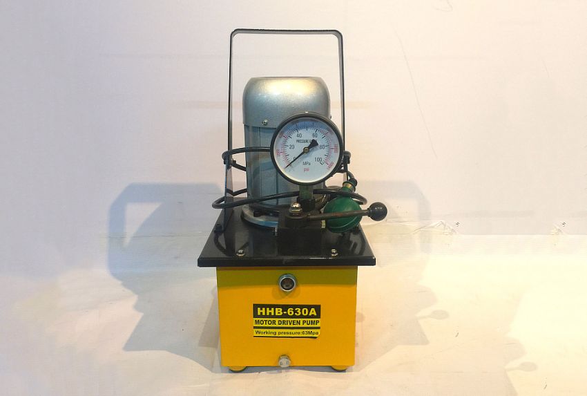 Bơm điện thủy lực 8 lít dầu TLP HHB-630A 1