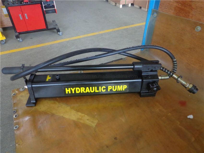 Bơm tay thủy lực bằng nhôm 2 lít dầu TLP HHB-2000 4