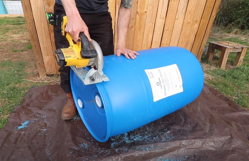 Cách cắt nắp thùng phuy nhựa 1