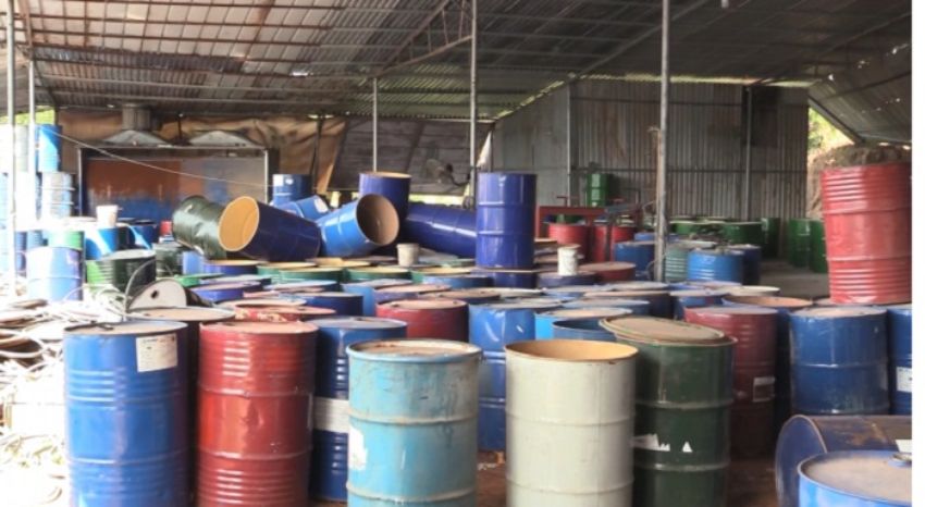 Cách cắt nắp thùng phuy nhựa 5